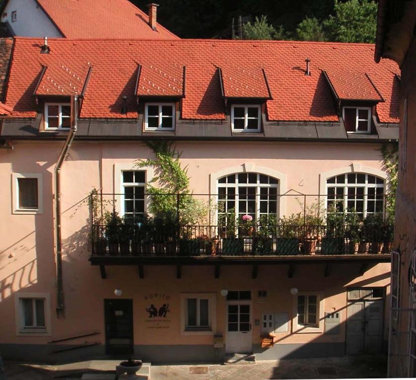 B&B Petra Varl Accommodation Ljubljana Dış mekan fotoğraf